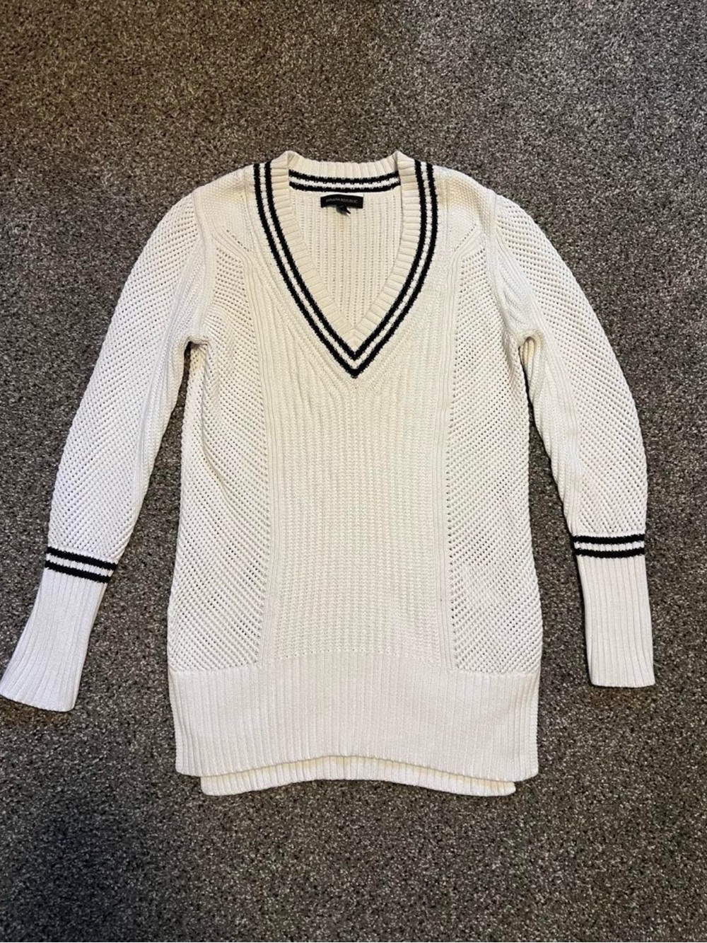 Banana Republic Cream V-Neck Sweater with Black Trim